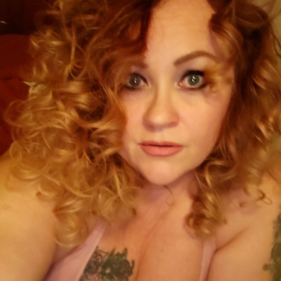 Meet your Posher, Posh - Picture 2 of 2